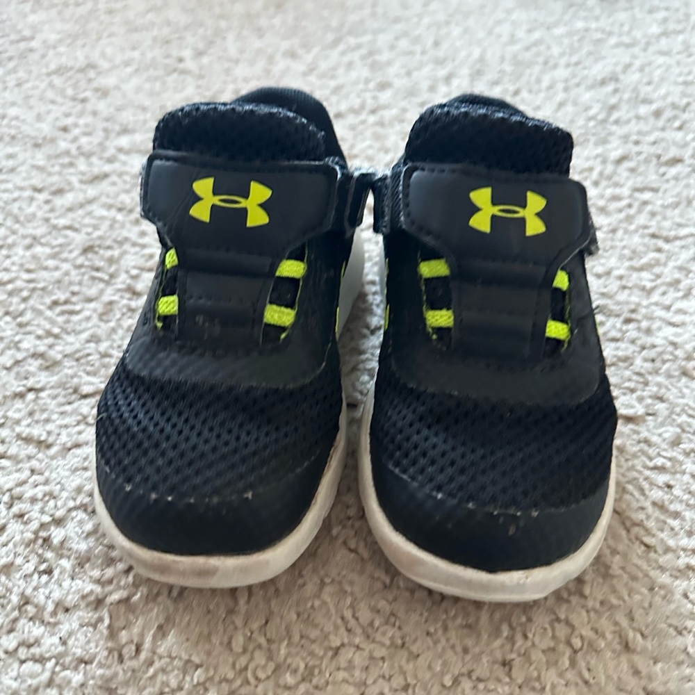 Under Armour UA Toddlers Sneakers - size 6